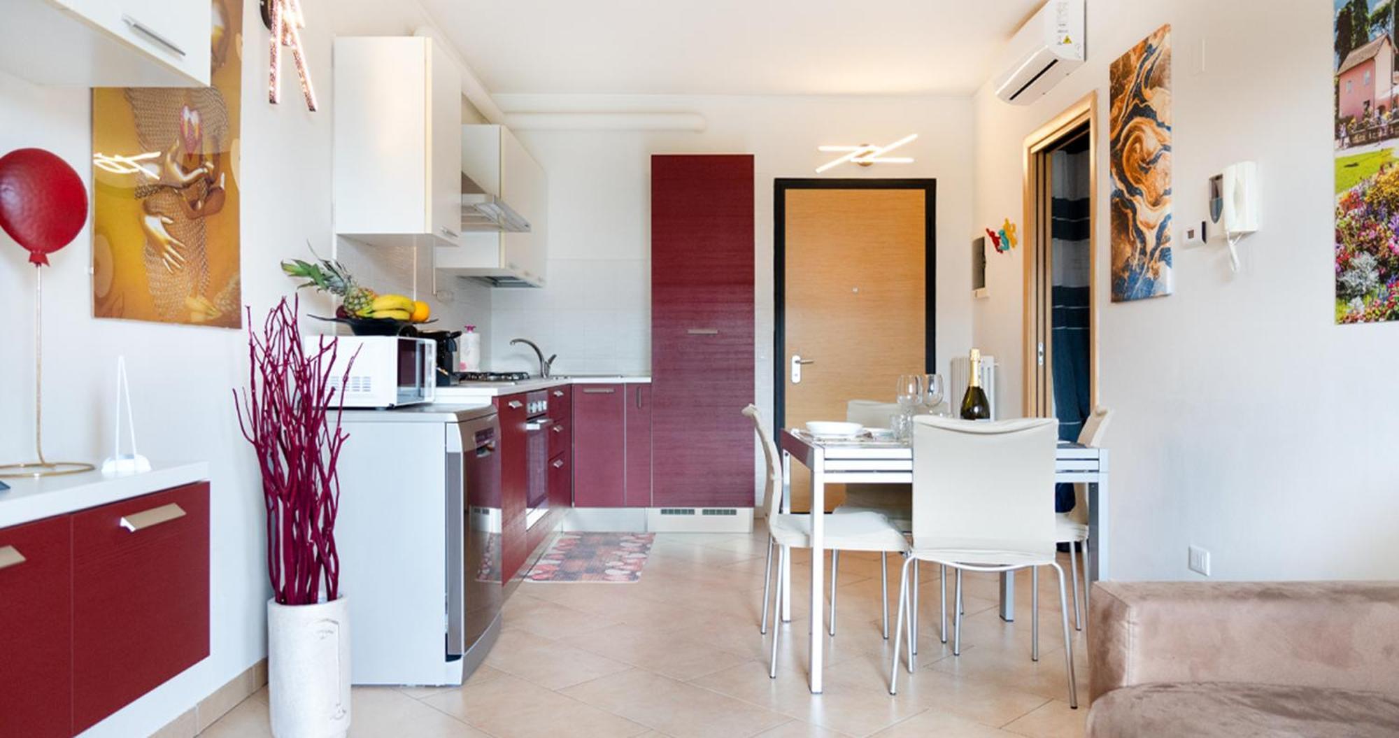 Oleandro Apartment - Featuring A Private Garden And Access To 5 Pools Desenzano del Garda Luaran gambar